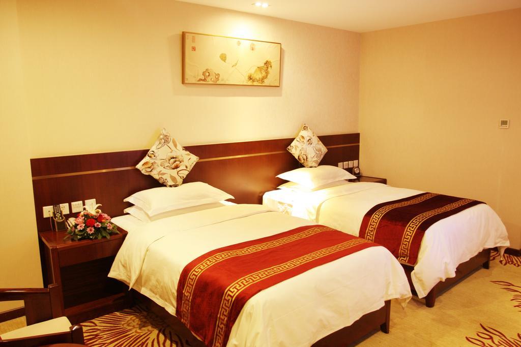 Hotel Fuyong Yulong