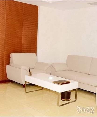 Hotel Fuyong Yulong 4*
