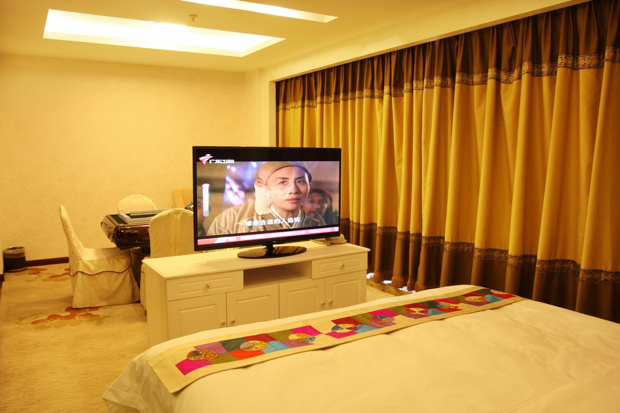 Hotel Fuyong Yulong 4*