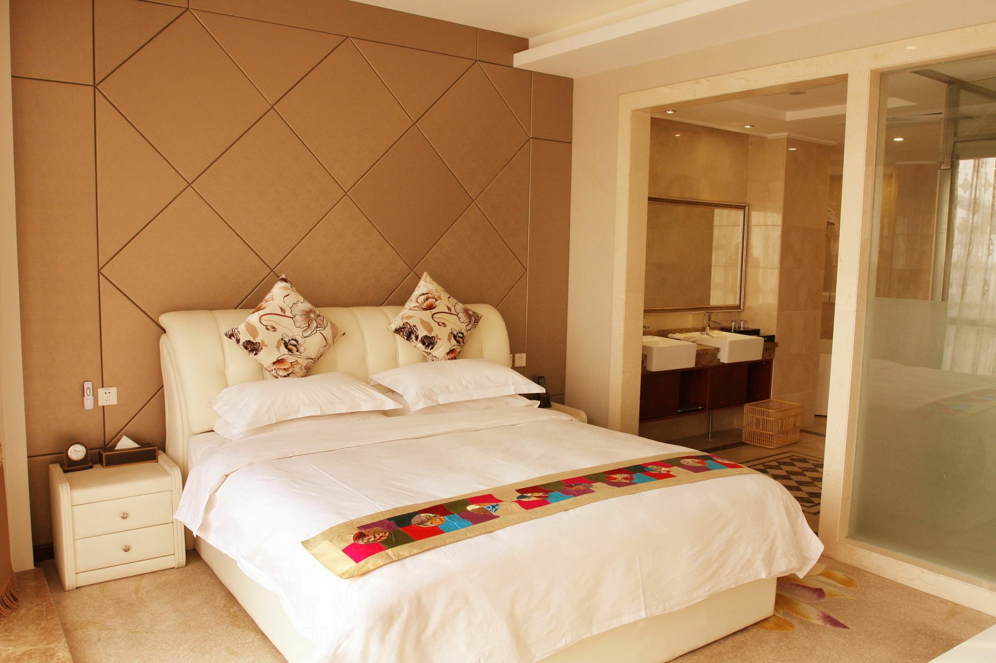 Hotel Fuyong Yulong Beijing