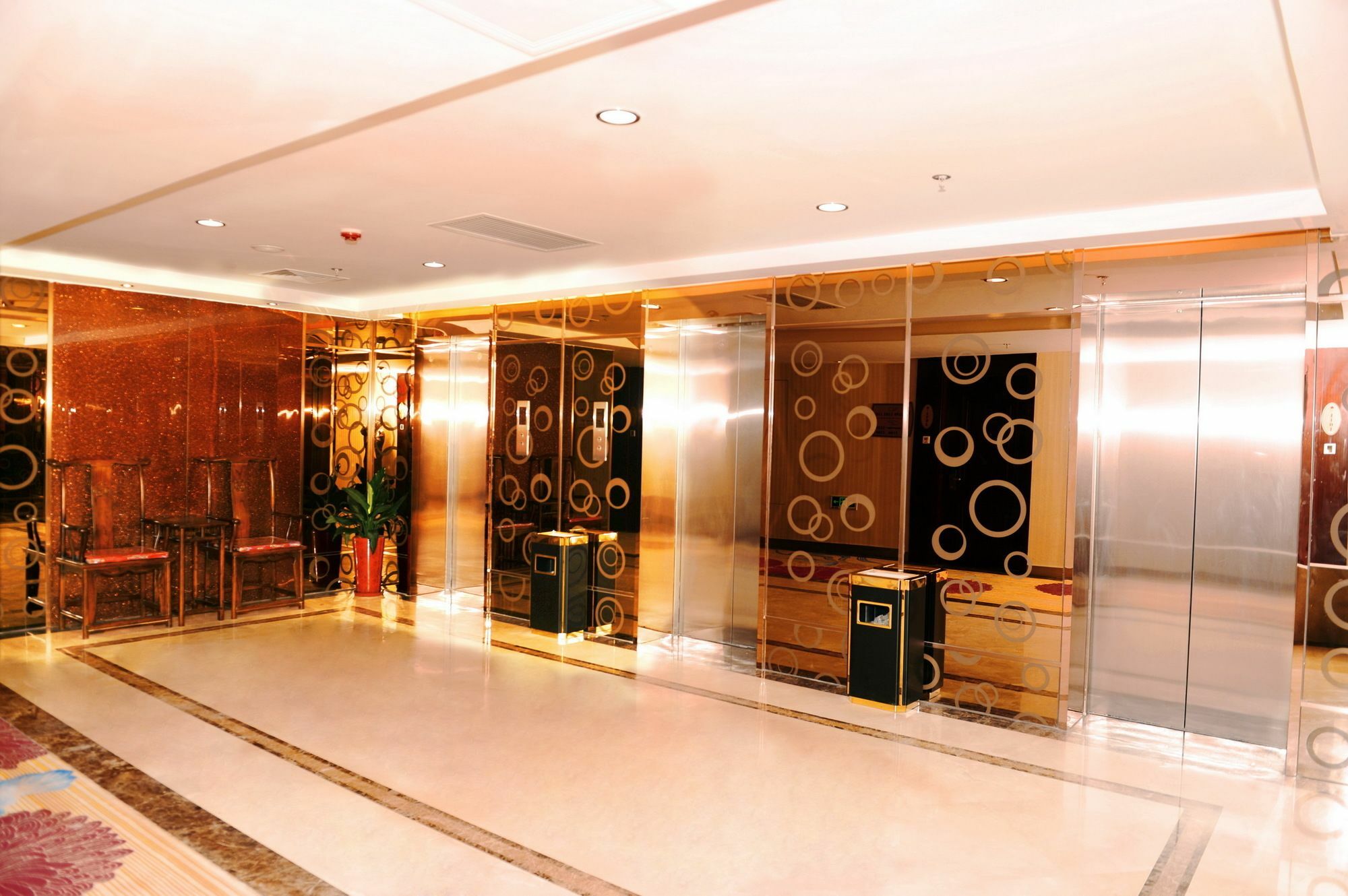 Hotel Fuyong Yulong